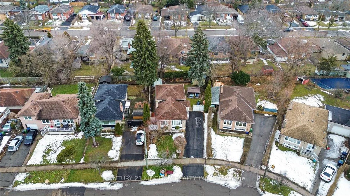 Photo 38 of 9 Durrington Crescent, Scarborough, Bendale — HOMEH