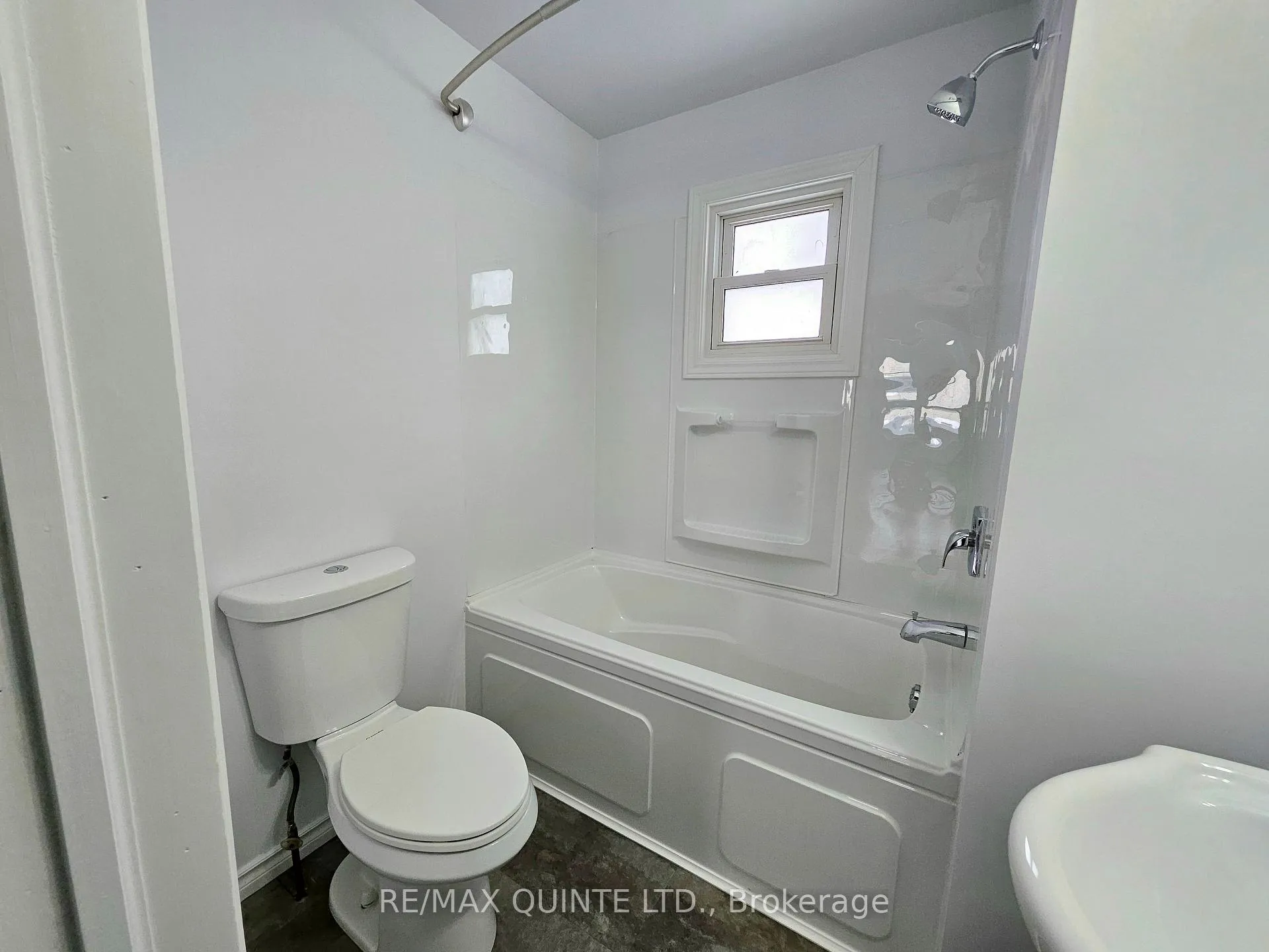 Photo 11 of 181 Burnham Street, Belleville, Belleville Ward — HOMEH