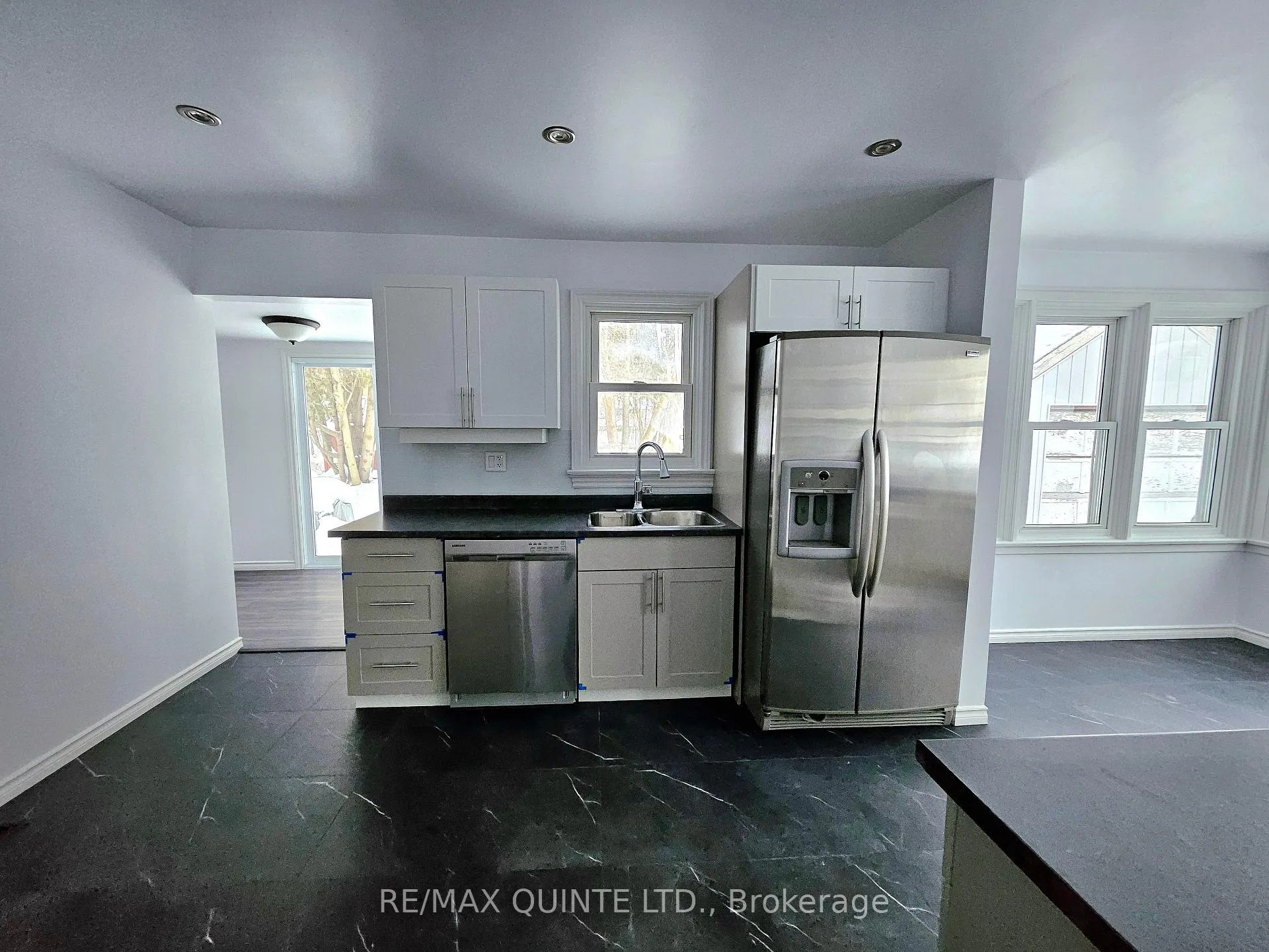 Photo 16 of 181 Burnham Street, Belleville, Belleville Ward — HOMEH