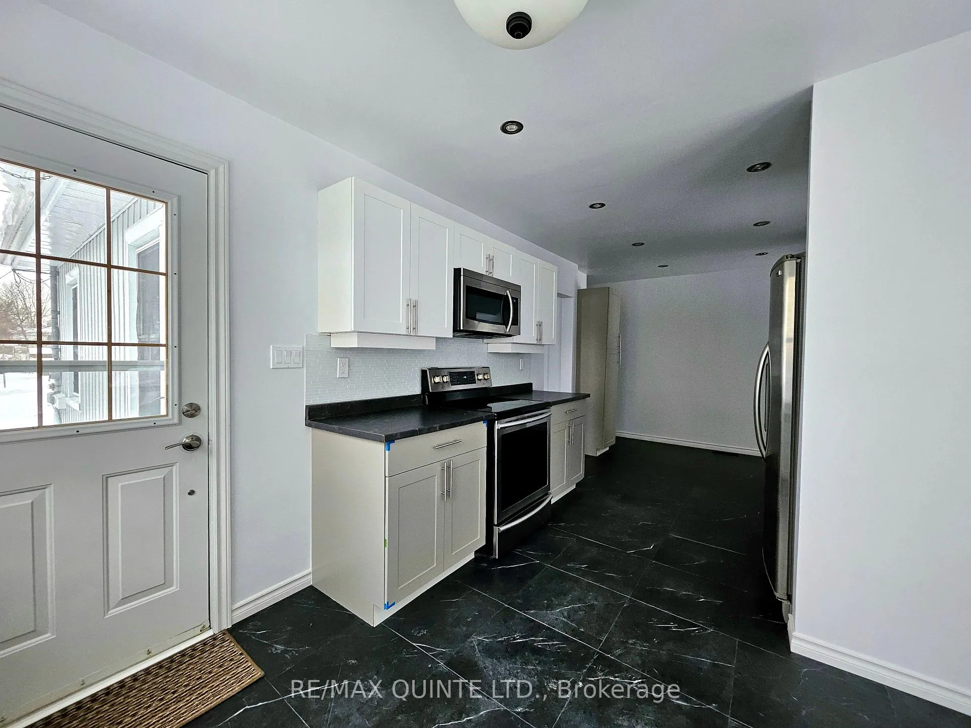 Photo 18 of 181 Burnham Street, Belleville, Belleville Ward — HOMEH