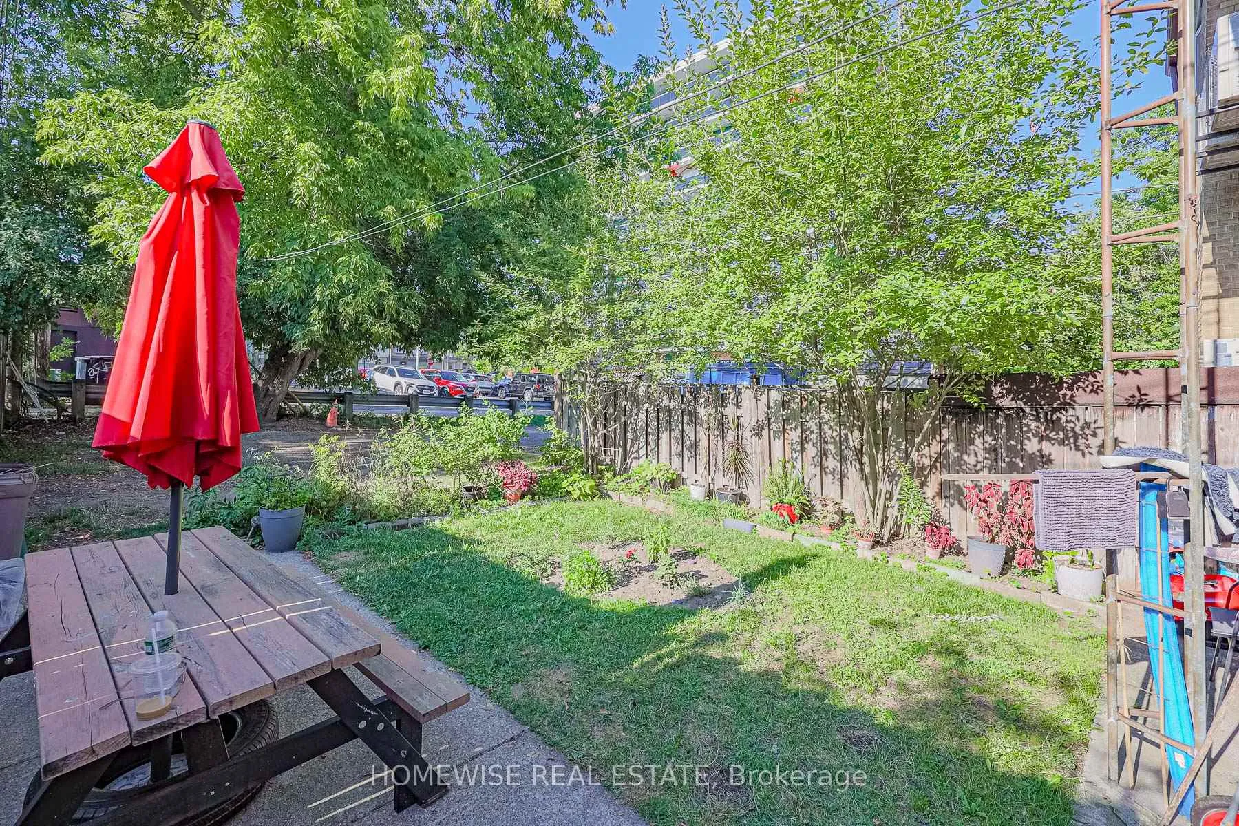 Photo 25 of 4 Lanark Avenue, Toronto, Oakwood Village — HOMEH