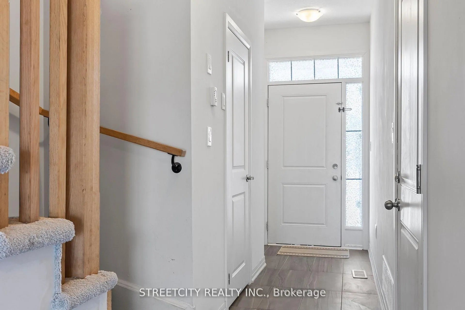 Photo 4 of 82 Middleton Street, Zorra, Thamesford — HOMEH