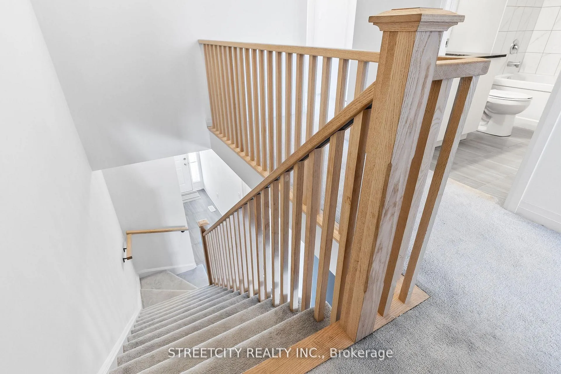 Photo 15 of 82 Middleton Street, Zorra, Thamesford — HOMEH