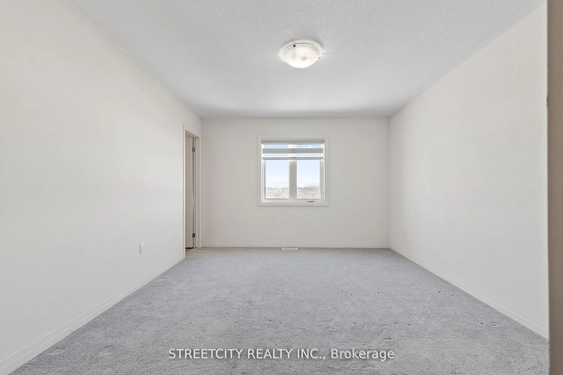 Photo 17 of 82 Middleton Street, Zorra, Thamesford — HOMEH