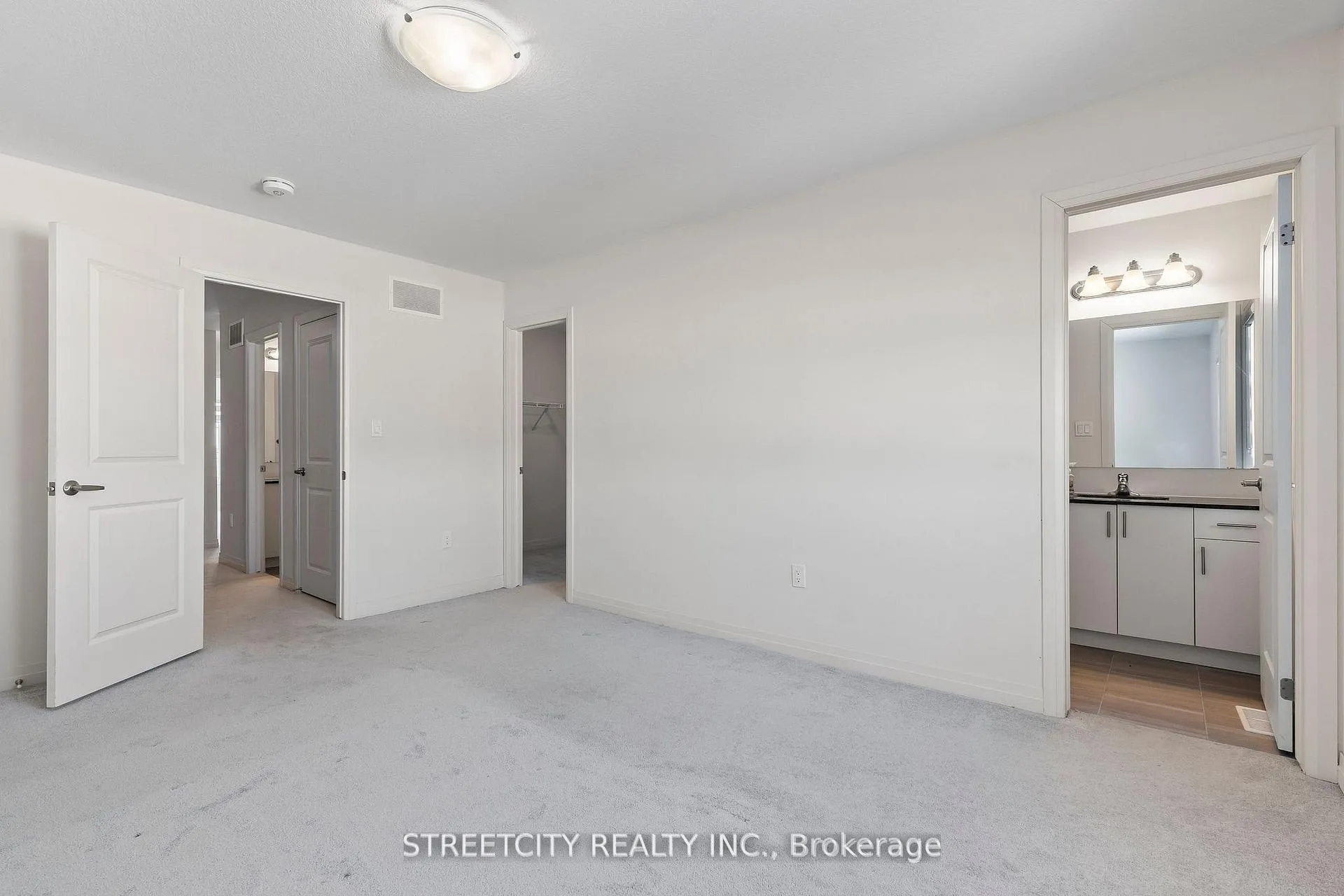 Photo 18 of 82 Middleton Street, Zorra, Thamesford — HOMEH