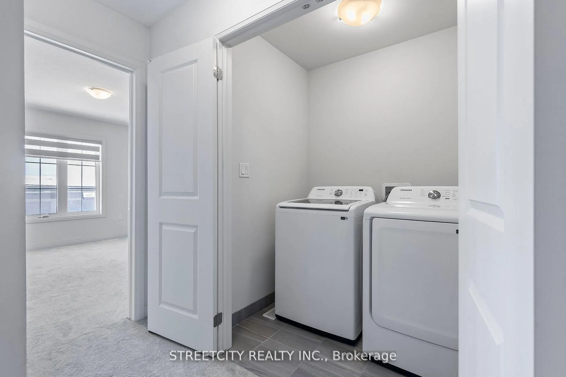 Photo 22 of 82 Middleton Street, Zorra, Thamesford — HOMEH