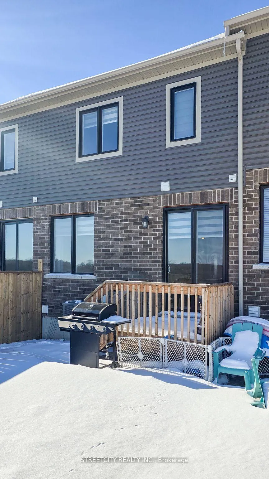 Photo 36 of 82 Middleton Street, Zorra, Thamesford — HOMEH