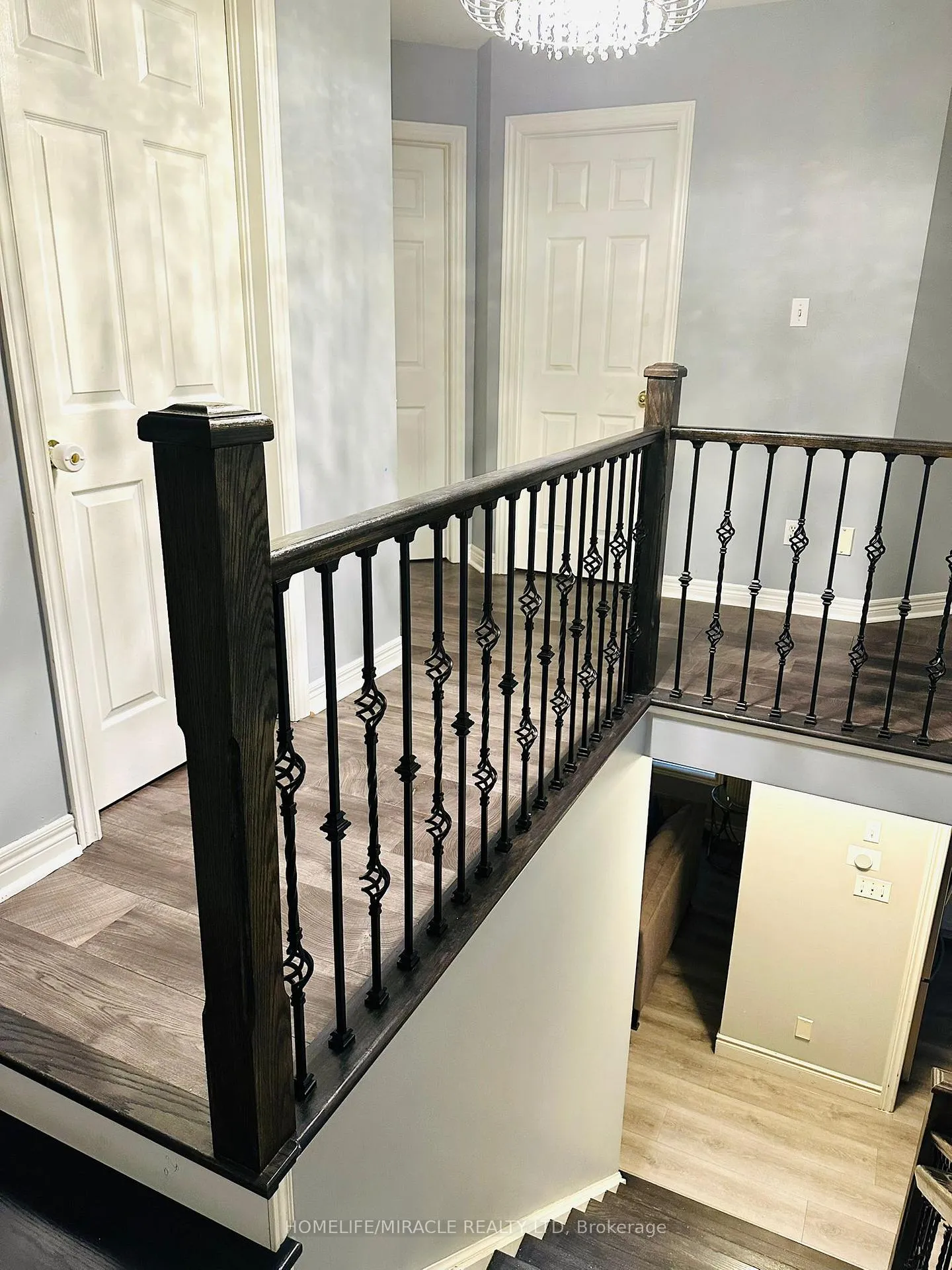 Photo 18 of 28 Peachwood Crescent, Hamilton, Stoney Creek — HOMEH