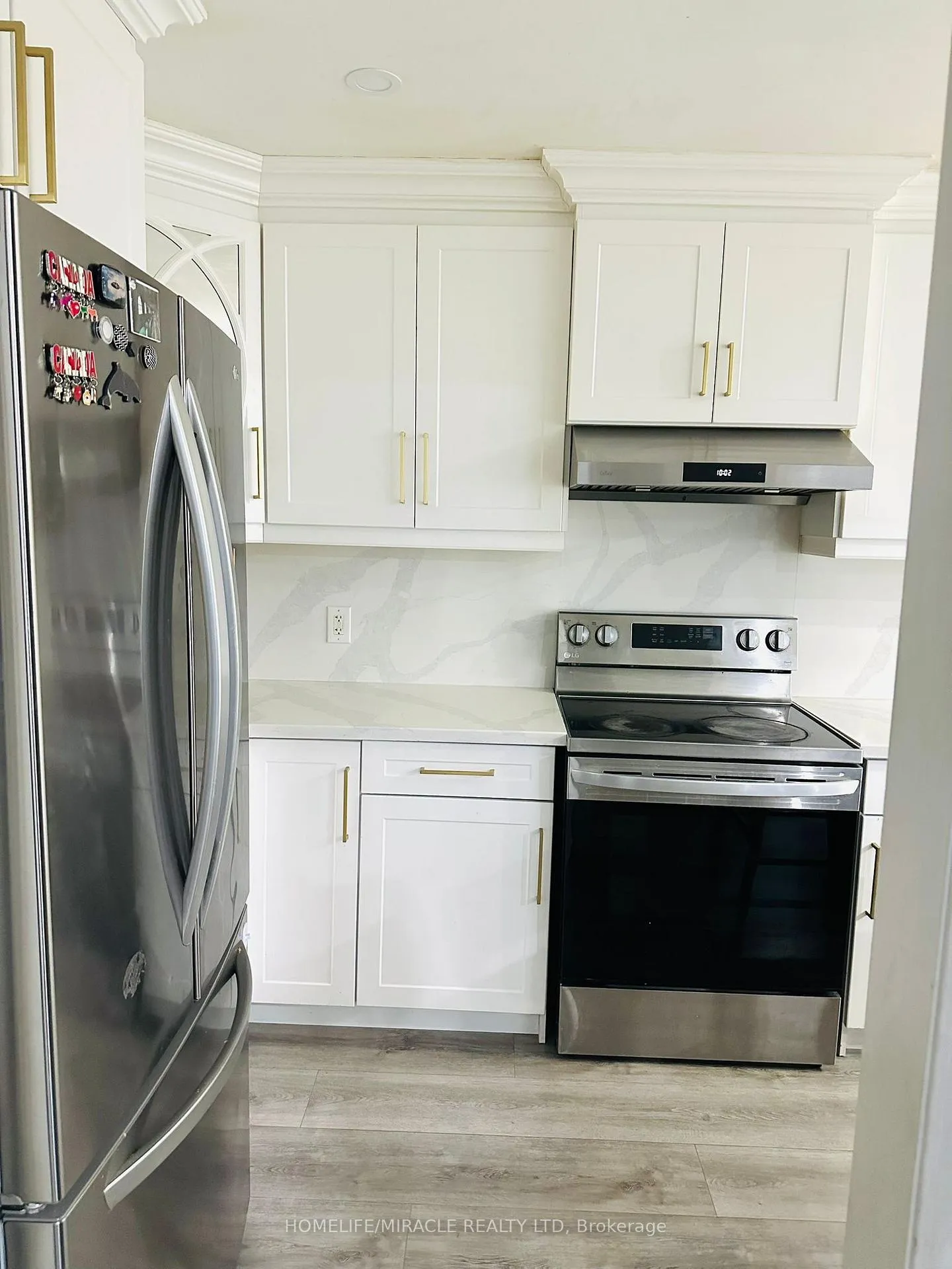 Photo 23 of 28 Peachwood Crescent, Hamilton, Stoney Creek — HOMEH