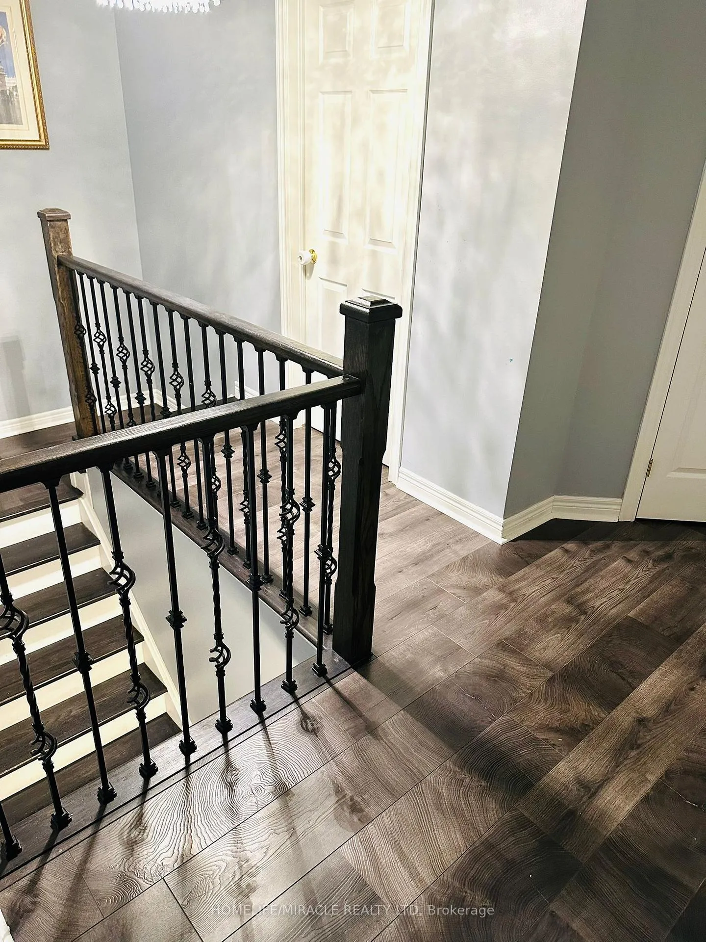 Photo 25 of 28 Peachwood Crescent, Hamilton, Stoney Creek — HOMEH