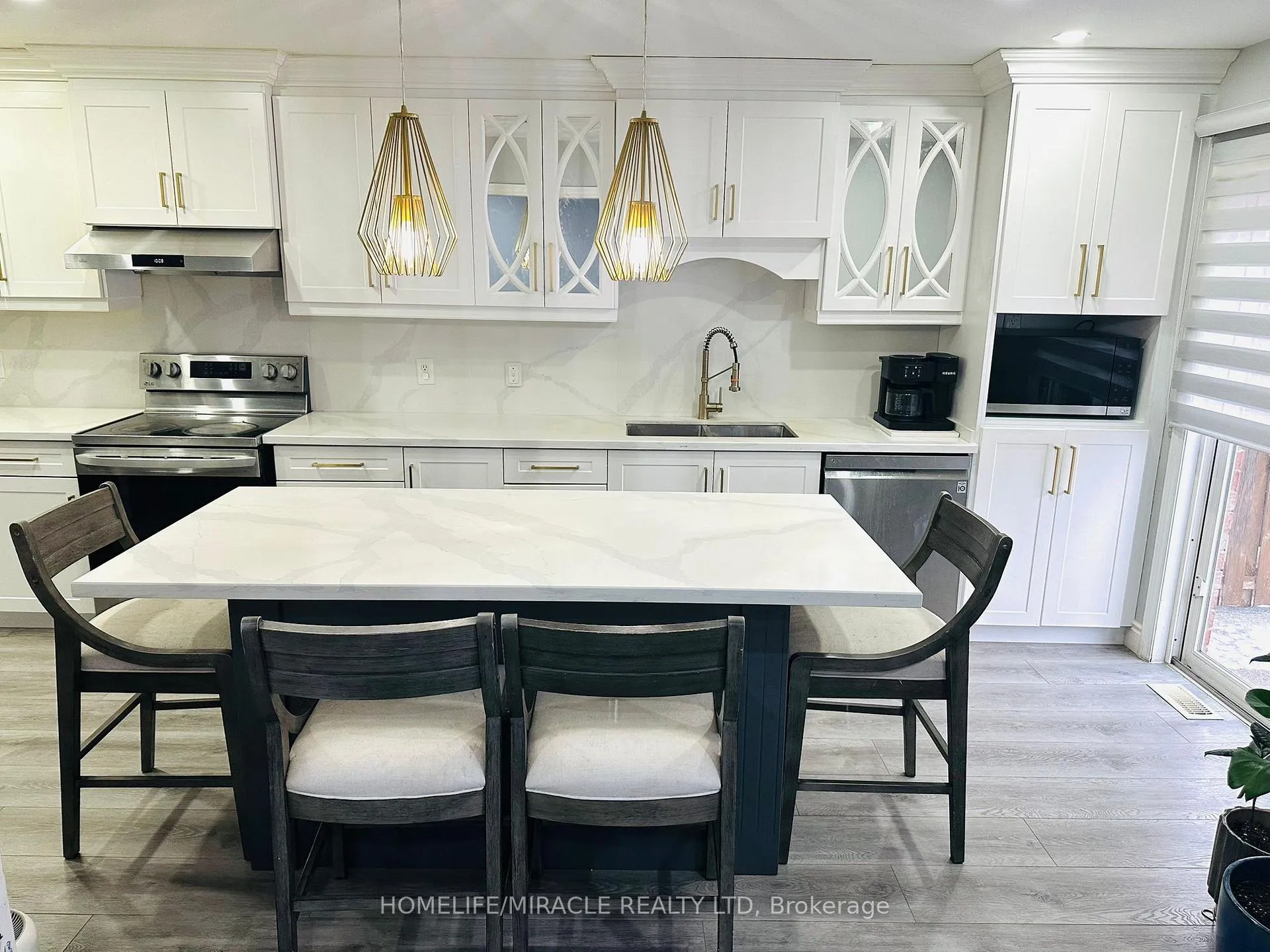 Photo 30 of 28 Peachwood Crescent, Hamilton, Stoney Creek — HOMEH