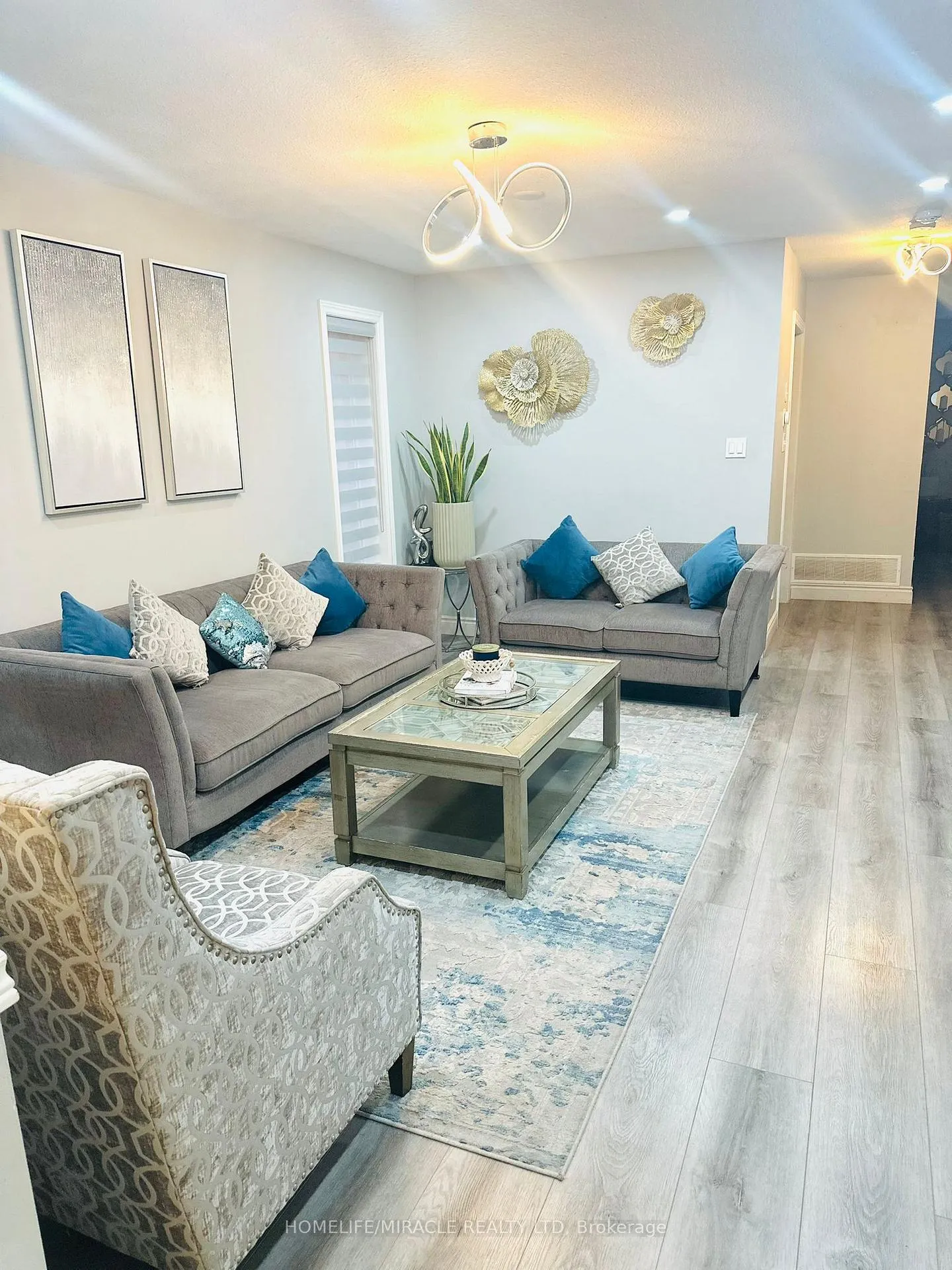 Photo 34 of 28 Peachwood Crescent, Hamilton, Stoney Creek — HOMEH