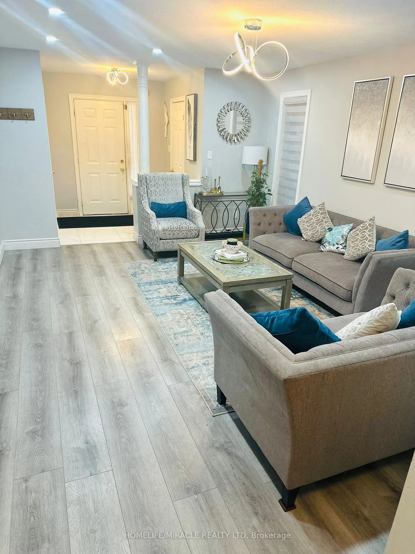 Photo 41 of 28 Peachwood Crescent, Hamilton, Stoney Creek — HOMEH