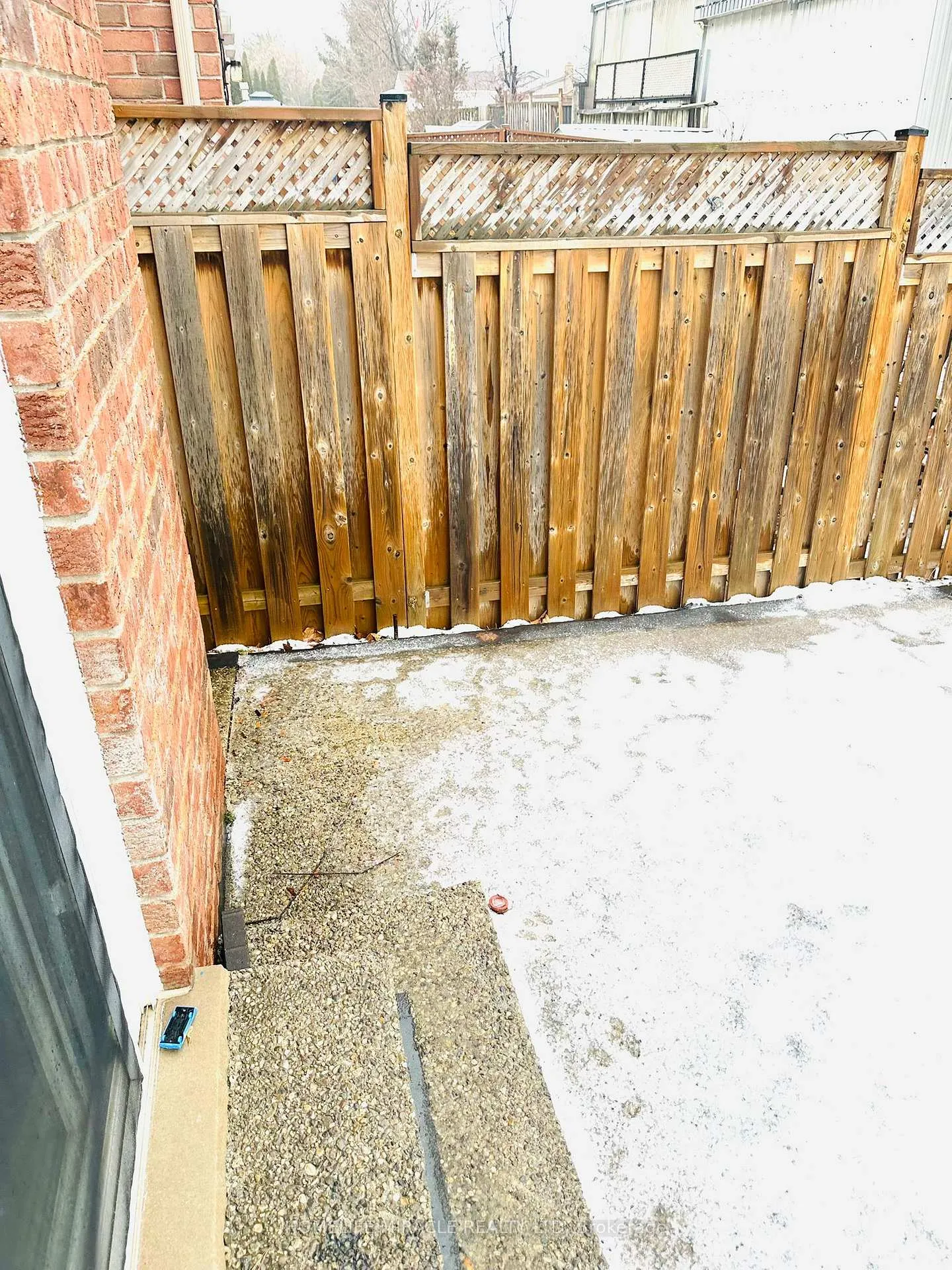 Photo 46 of 28 Peachwood Crescent, Hamilton, Stoney Creek — HOMEH