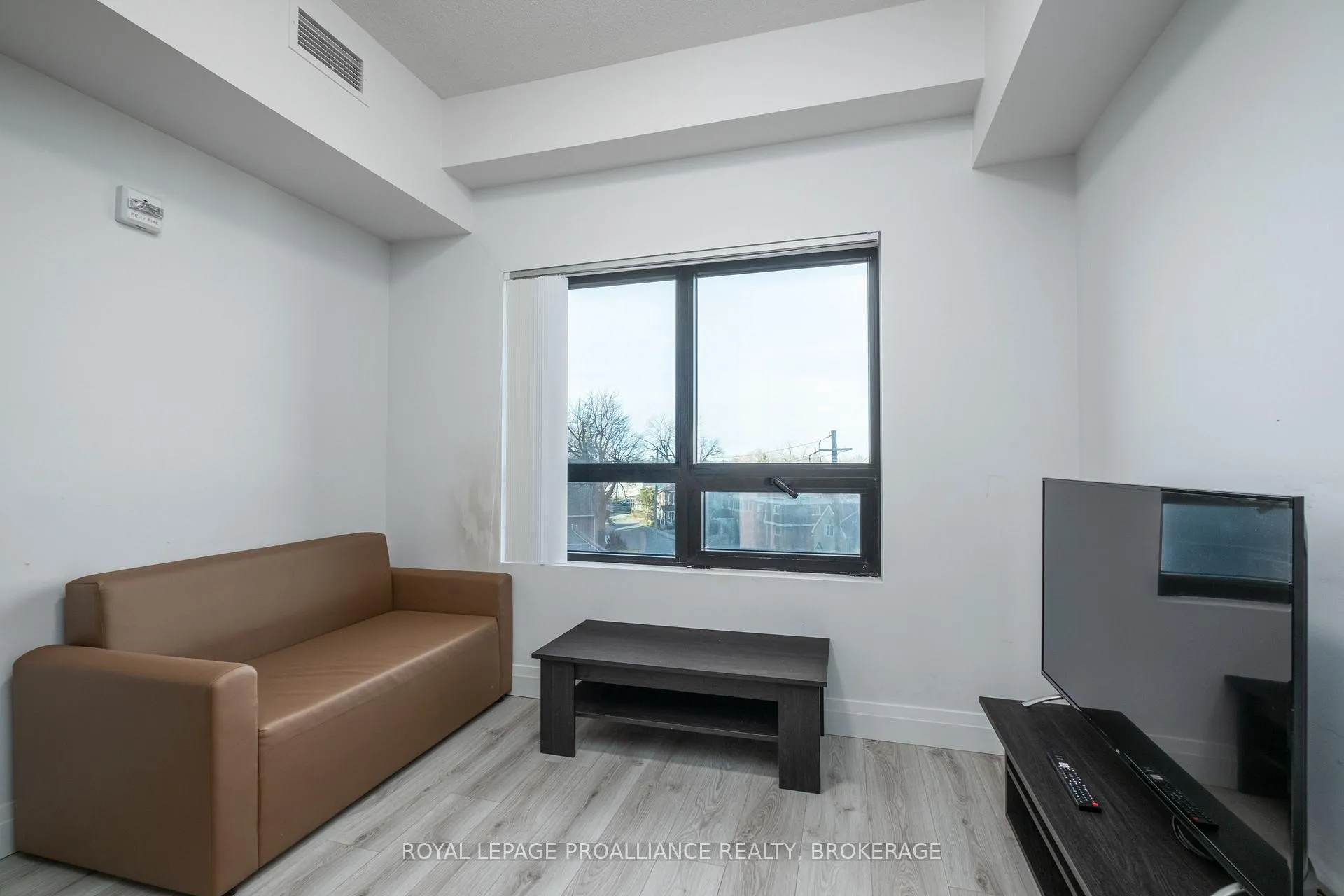 Photo 11 of Unit 415, 652 Princess Street, Kingston, Central City East — HOMEH