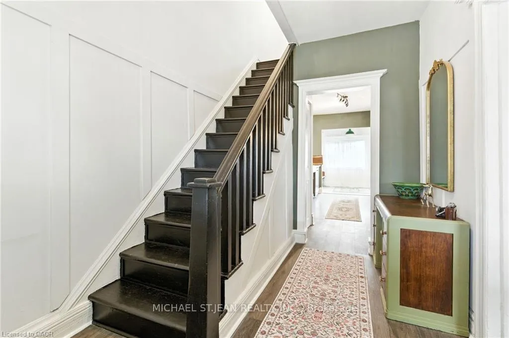 Photo 6 of 12 Francis Street, Hamilton, Central — HOMEH