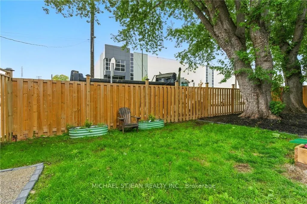 Photo 27 of 12 Francis Street, Hamilton, Central — HOMEH