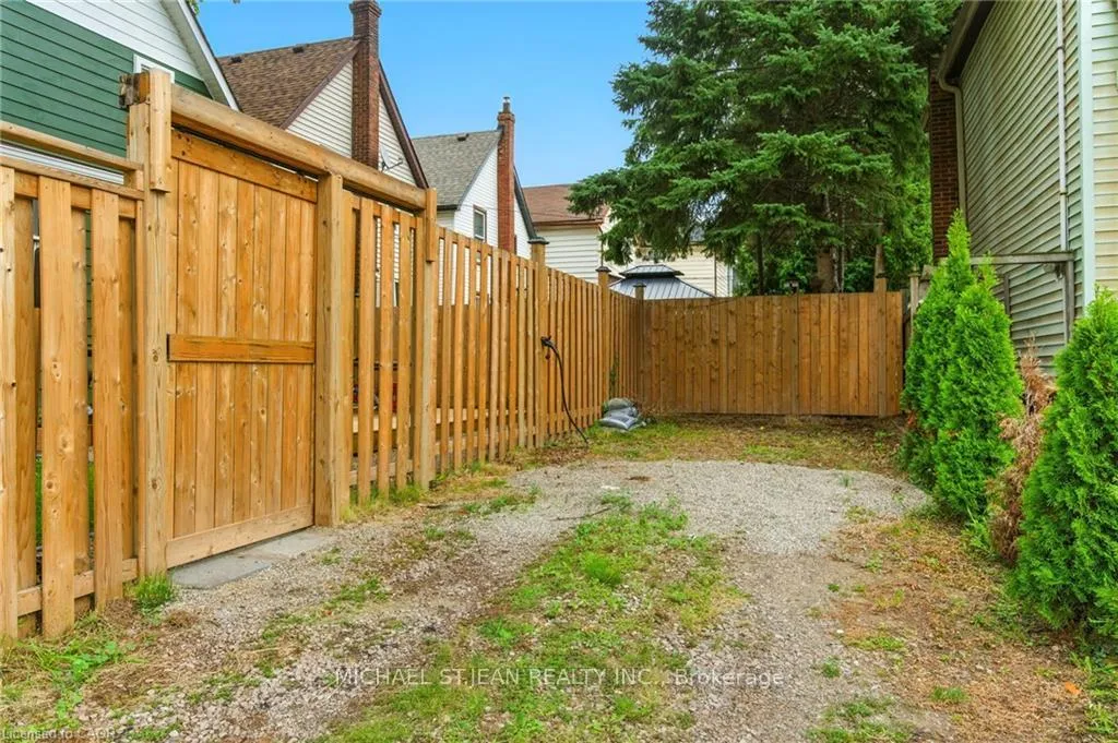 Photo 31 of 12 Francis Street, Hamilton, Central — HOMEH