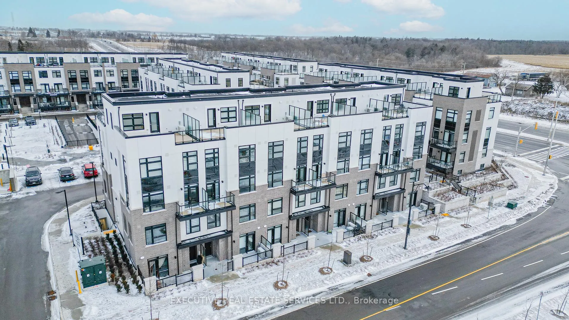 Photo 3 of Unit 105, 1589 Rose Way, Milton, Cobban — HOMEH
