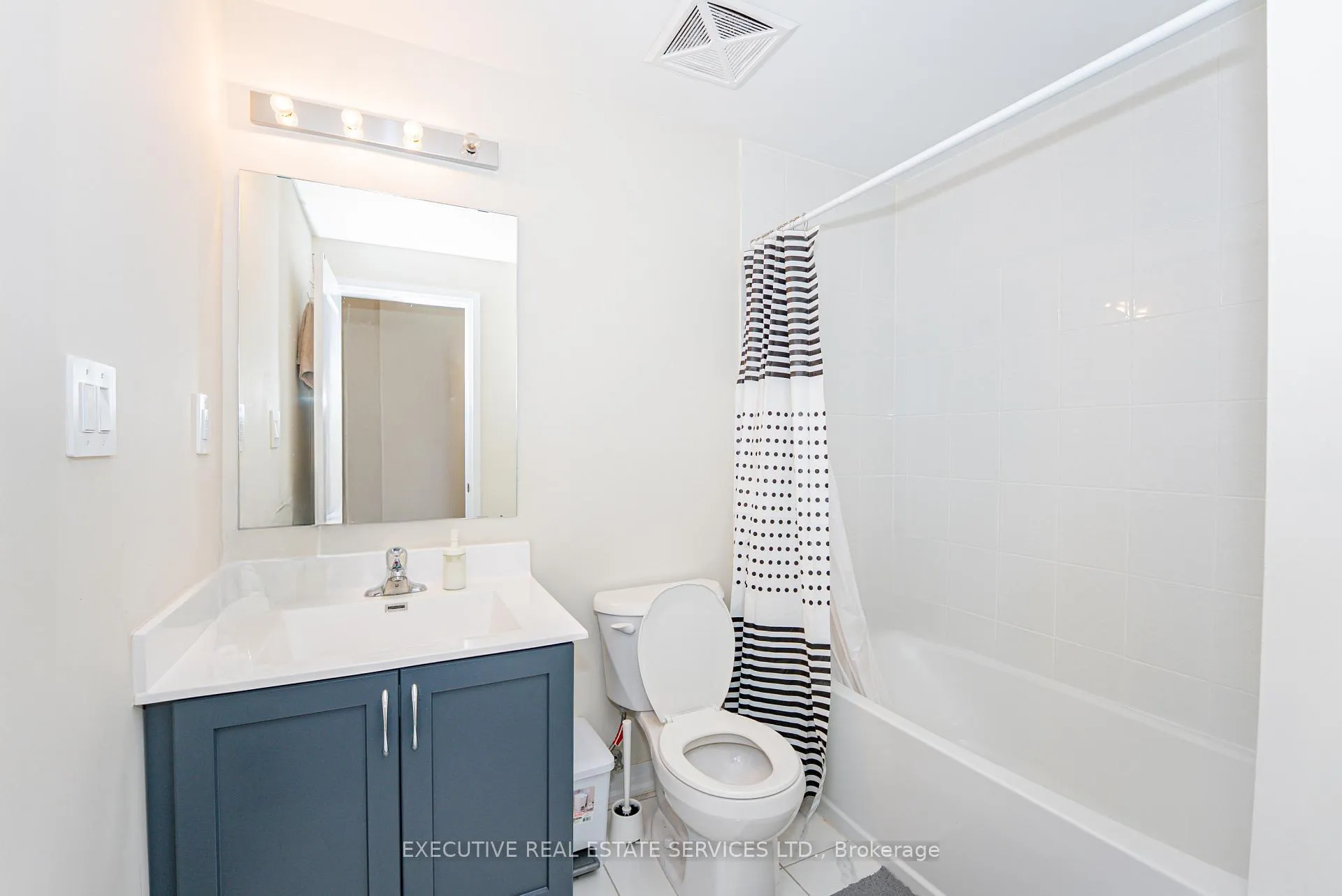 Photo 17 of Unit 105, 1589 Rose Way, Milton, Cobban — HOMEH