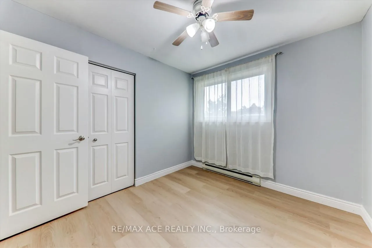 Photo 18 of Unit Main, 206 Mason Drive, Whitby, Downtown Whitby — HOMEH