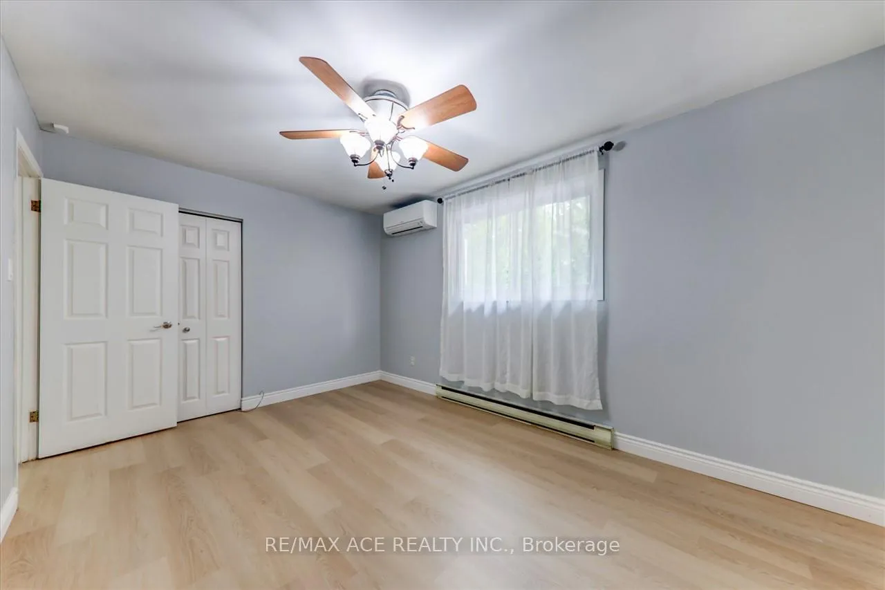 Photo 23 of Unit Main, 206 Mason Drive, Whitby, Downtown Whitby — HOMEH