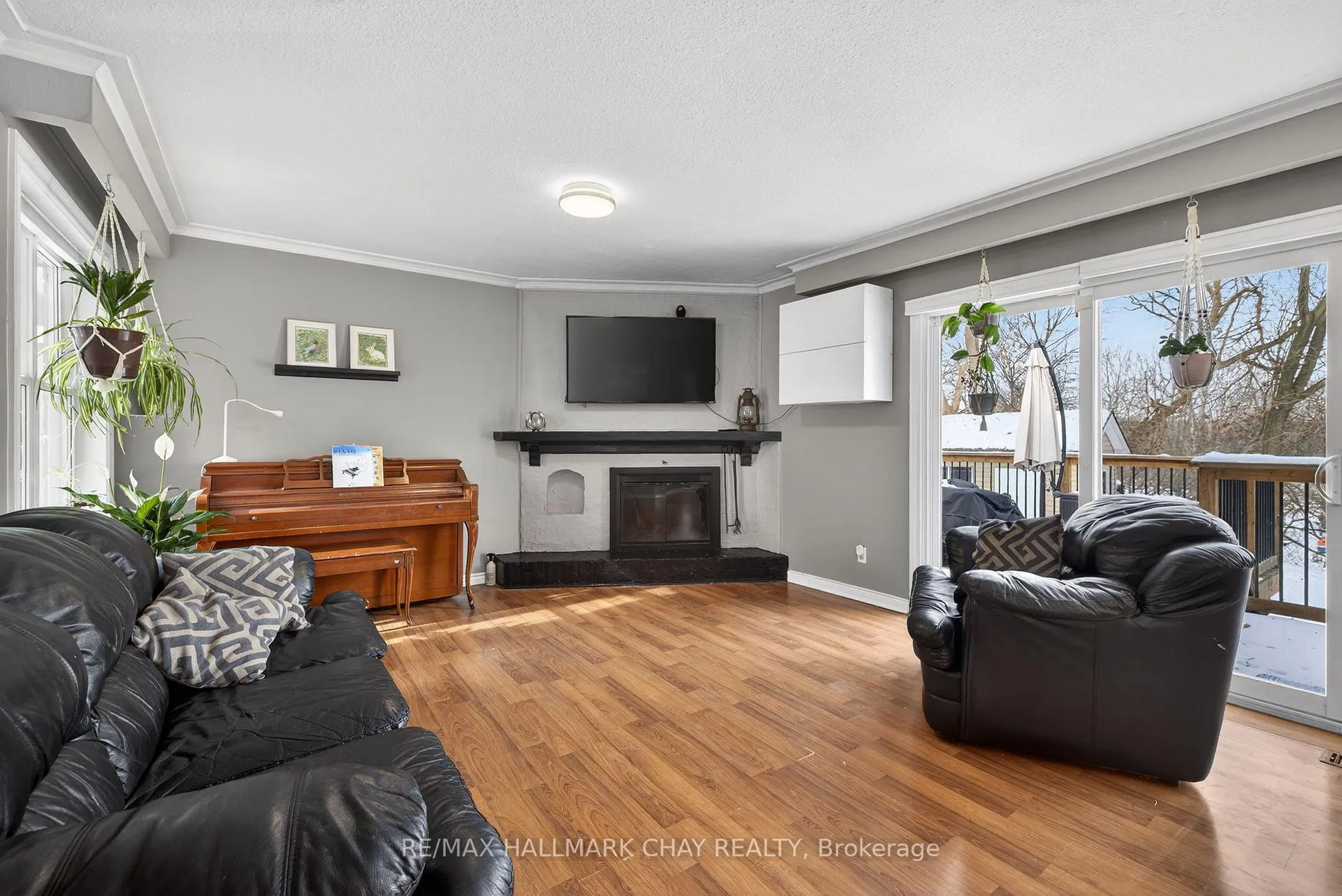 Photo 10 of 8 Ladywood Drive, Etobicoke, Thistletown-Beaumonde Heights — HOMEH