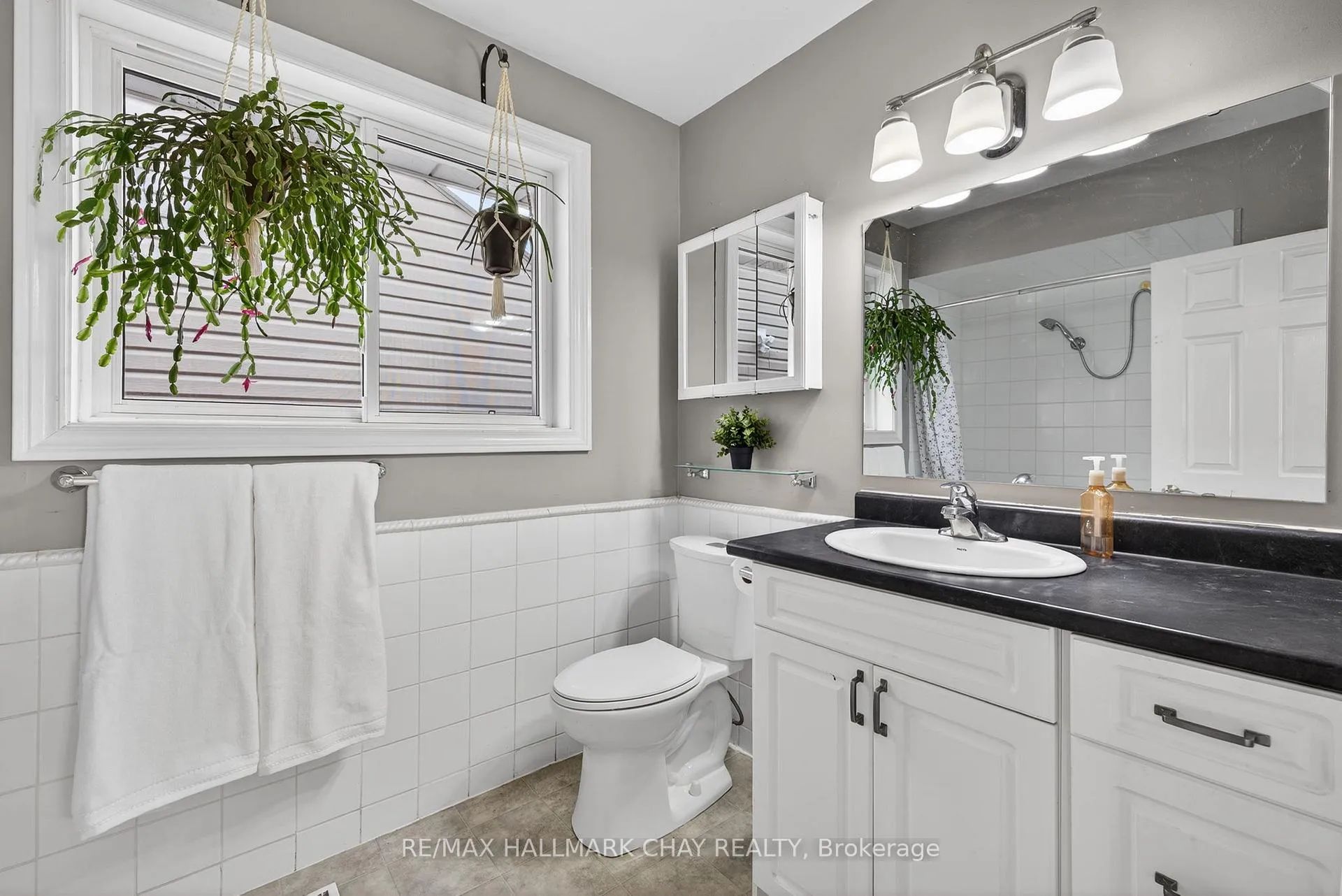 Photo 21 of 8 Ladywood Drive, Etobicoke, Thistletown-Beaumonde Heights — HOMEH