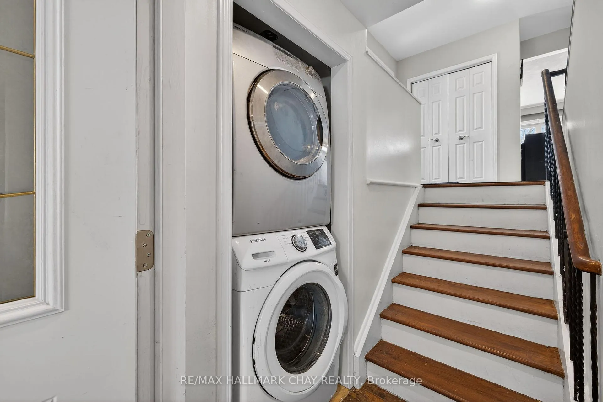 Photo 23 of 8 Ladywood Drive, Etobicoke, Thistletown-Beaumonde Heights — HOMEH