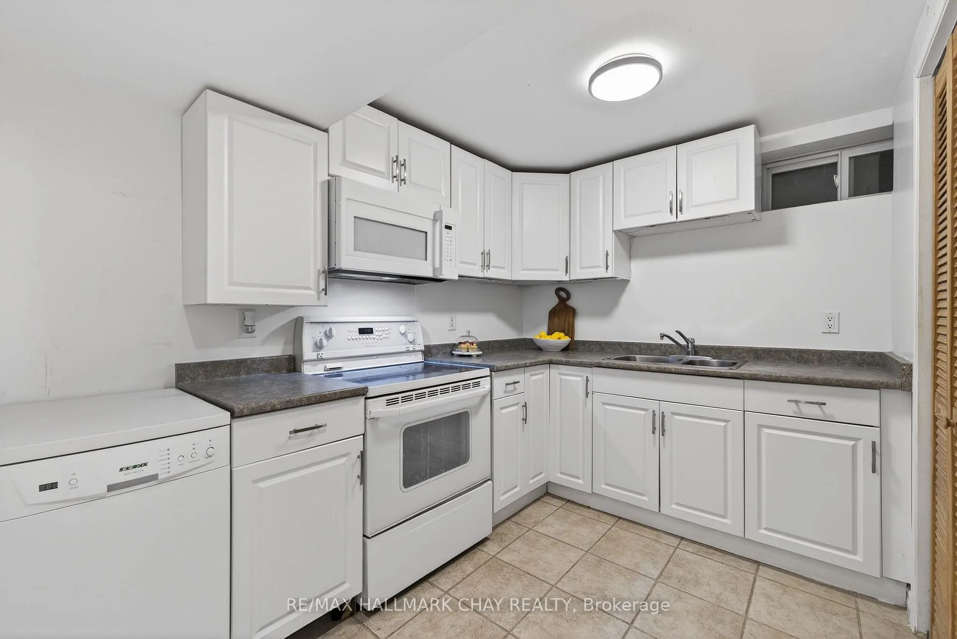 Photo 28 of 8 Ladywood Drive, Etobicoke, Thistletown-Beaumonde Heights — HOMEH