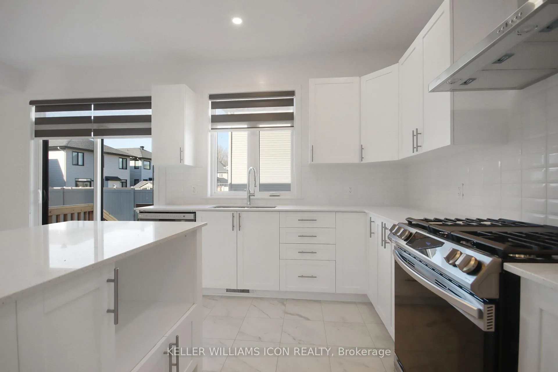 Photo 16 of 533 Bobolink Ridge, Ottawa, Stittsville (South) — HOMEH