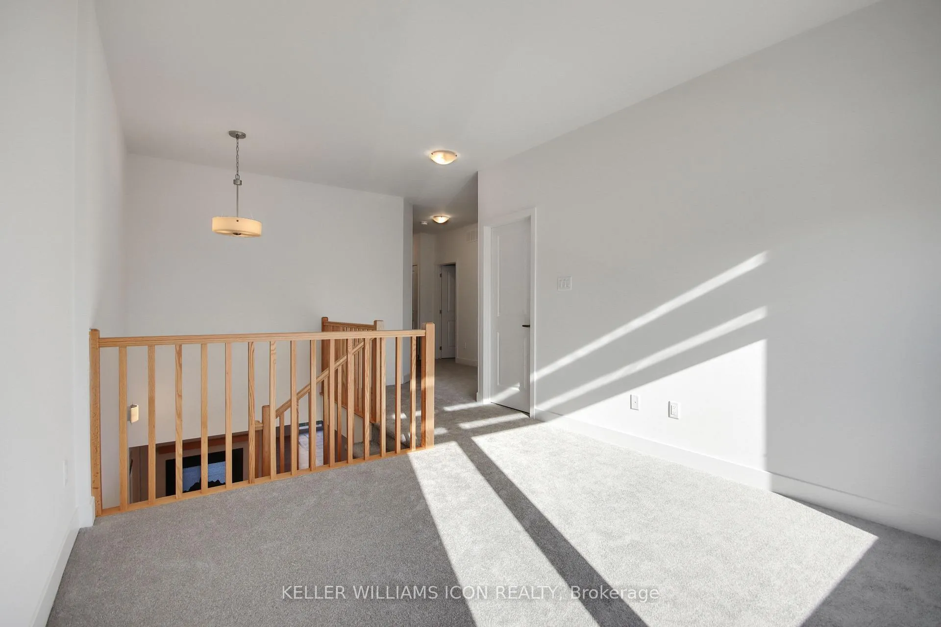 Photo 20 of 533 Bobolink Ridge, Ottawa, Stittsville (South) — HOMEH