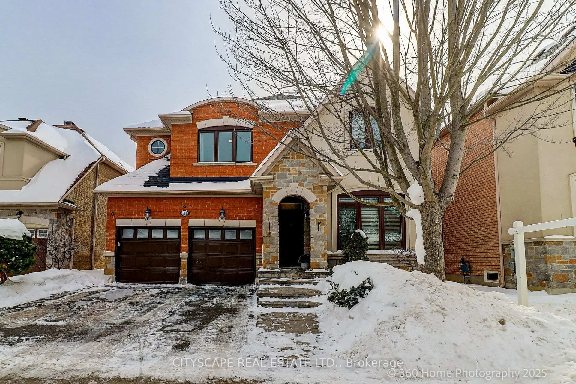 Photo 2 of 381 Summeridge Drive, Vaughan, Patterson — HOMEH