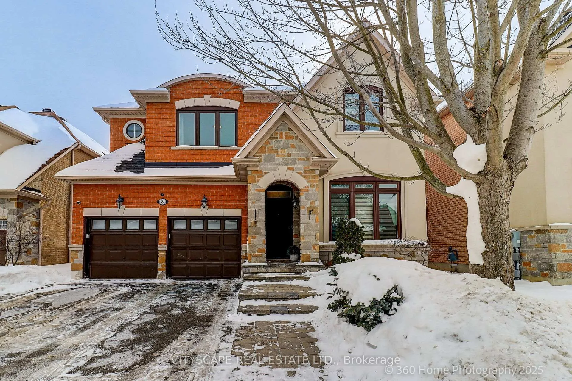 Photo 3 of 381 Summeridge Drive, Vaughan, Patterson — HOMEH