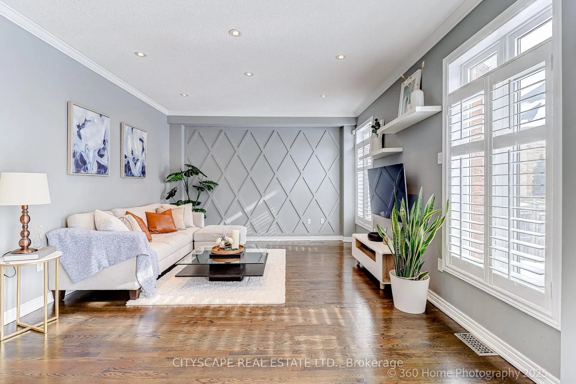 Photo 13 of 381 Summeridge Drive, Vaughan, Patterson — HOMEH