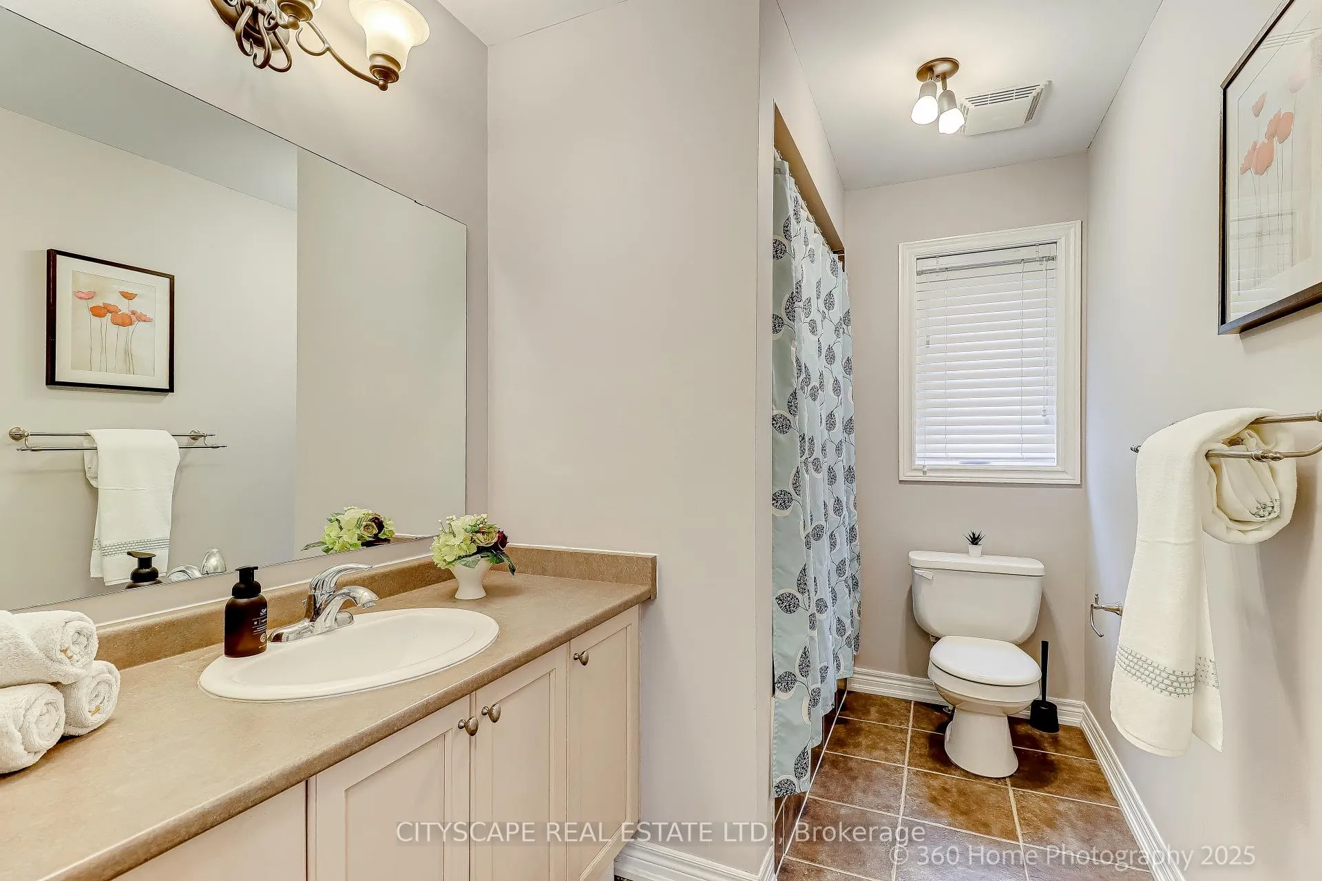 Photo 20 of 381 Summeridge Drive, Vaughan, Patterson — HOMEH