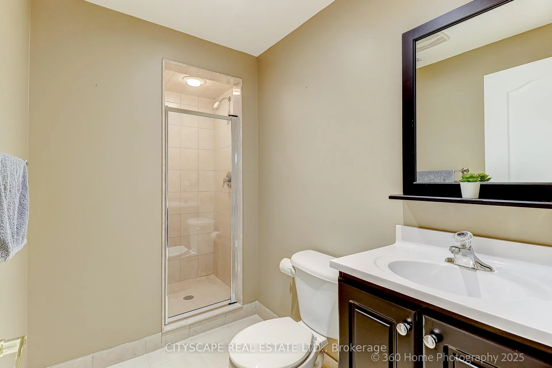 Photo 28 of 381 Summeridge Drive, Vaughan, Patterson — HOMEH