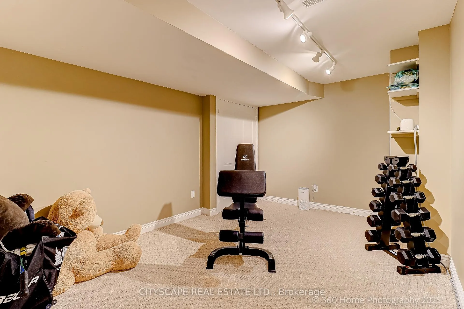 Photo 30 of 381 Summeridge Drive, Vaughan, Patterson — HOMEH