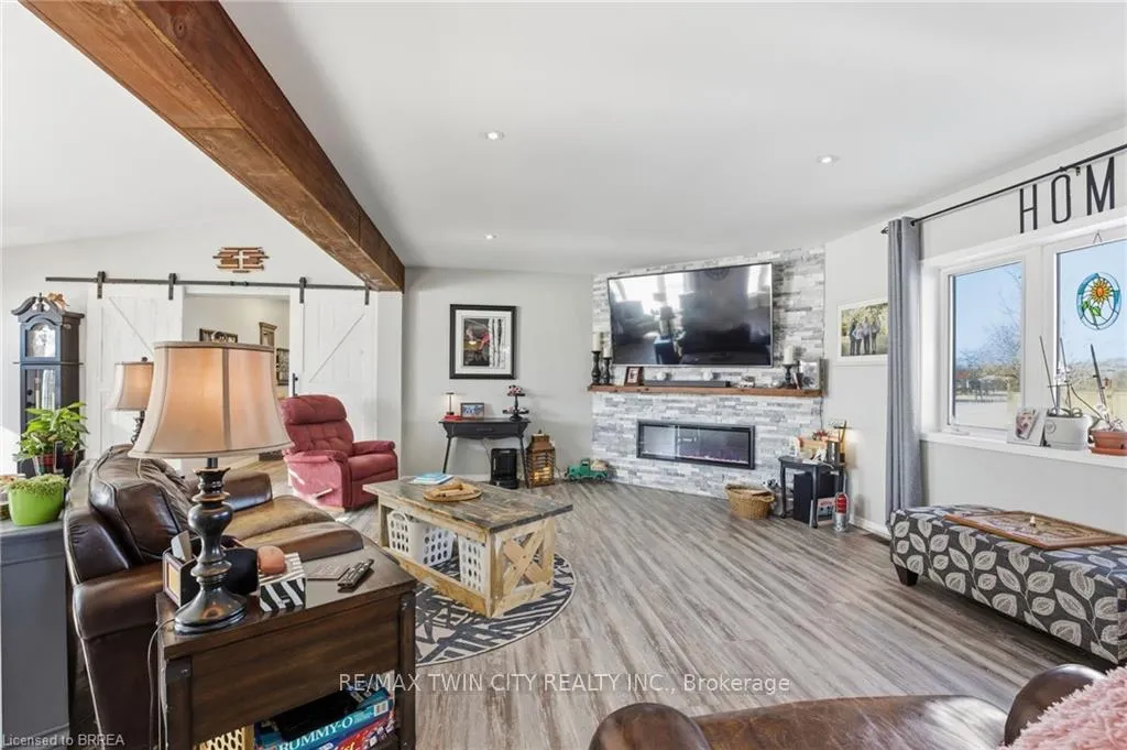 Photo 9 of 216 Big Creek Road, Brant, Brantford Twp — HOMEH