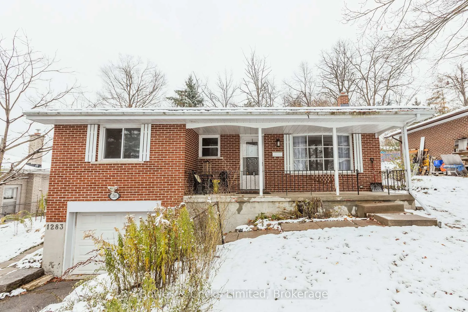 Photo 2 of 1283 Amundsen Avenue, Peterborough, Northcrest Ward 5 — HOMEH