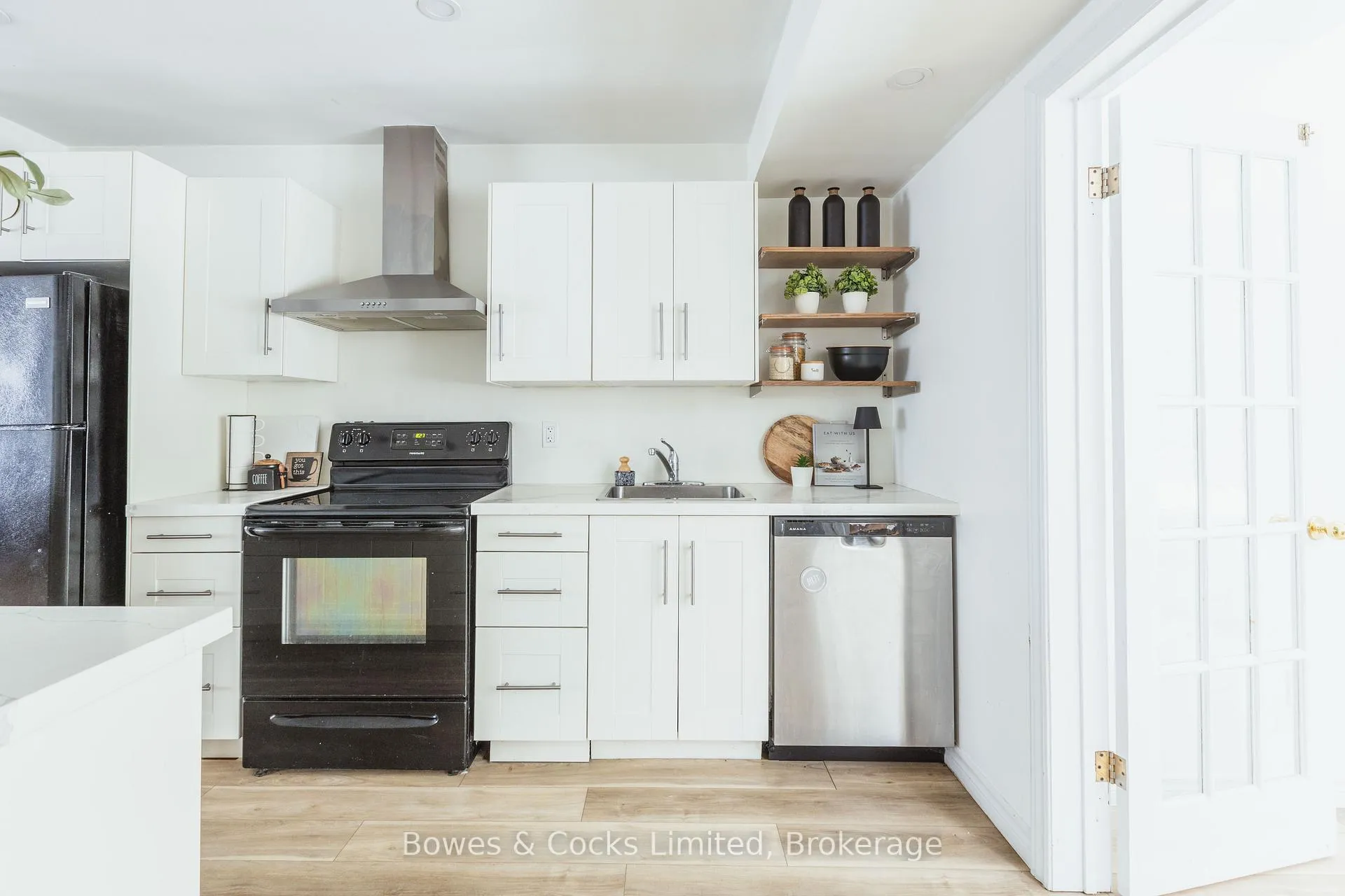 Photo 13 of 1283 Amundsen Avenue, Peterborough, Northcrest Ward 5 — HOMEH