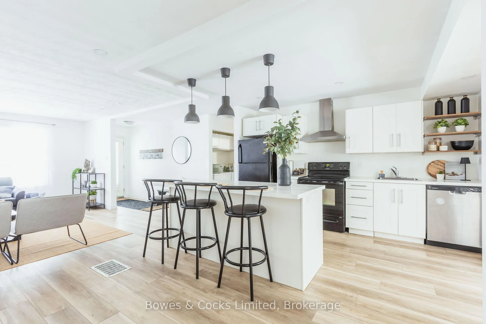 Photo 17 of 1283 Amundsen Avenue, Peterborough, Northcrest Ward 5 — HOMEH