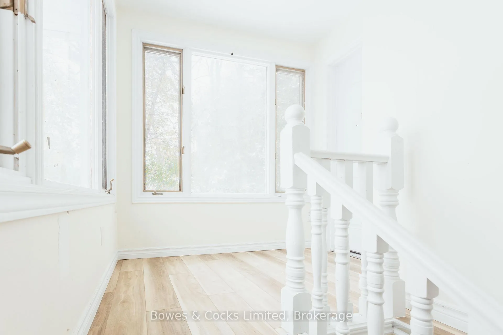 Photo 33 of 1283 Amundsen Avenue, Peterborough, Northcrest Ward 5 — HOMEH