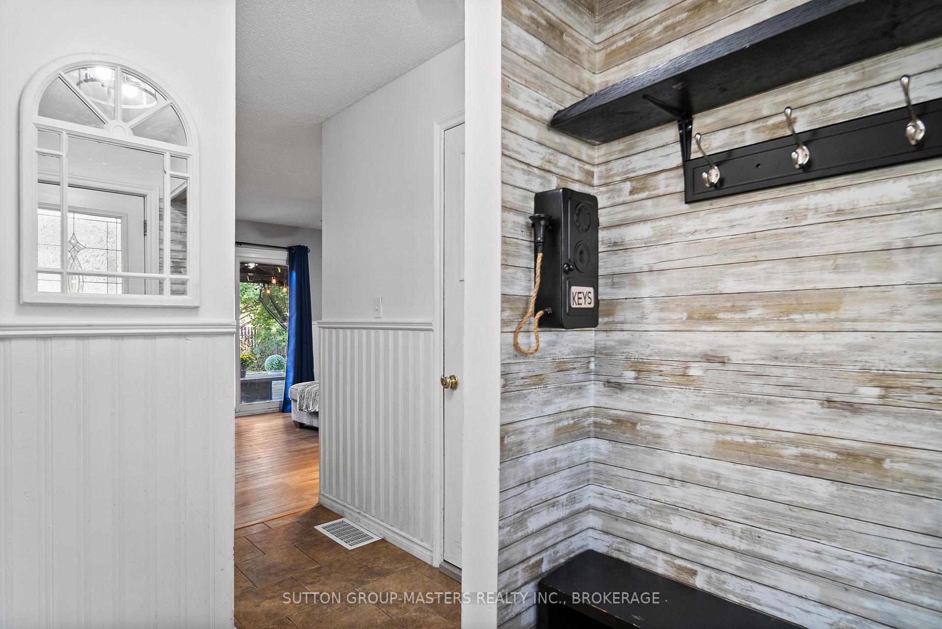 Photo 5 of 66 Nicholson Crescent, Loyalist, Amherstview — HOMEH