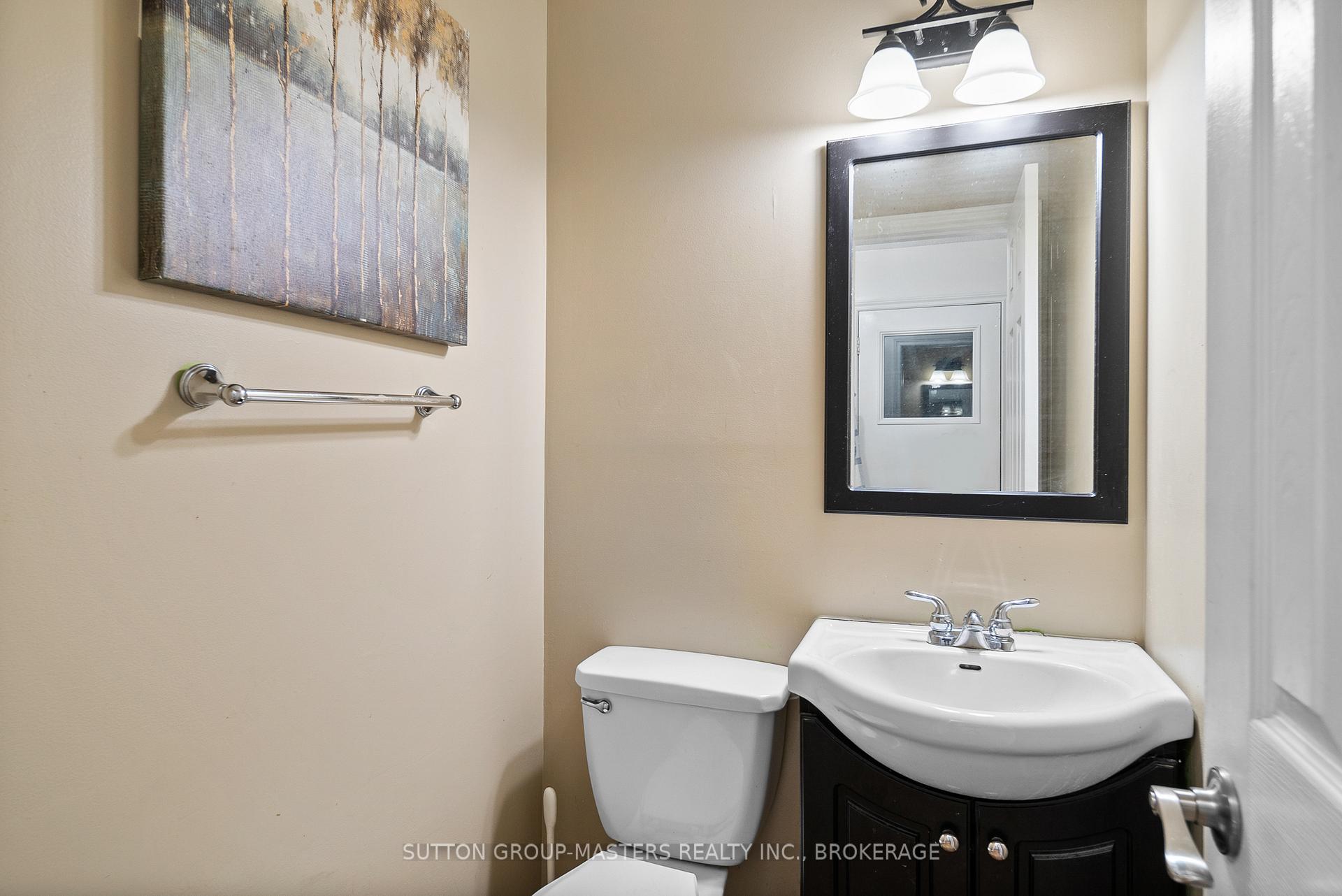 Photo 18 of 66 Nicholson Crescent, Loyalist, Amherstview — HOMEH