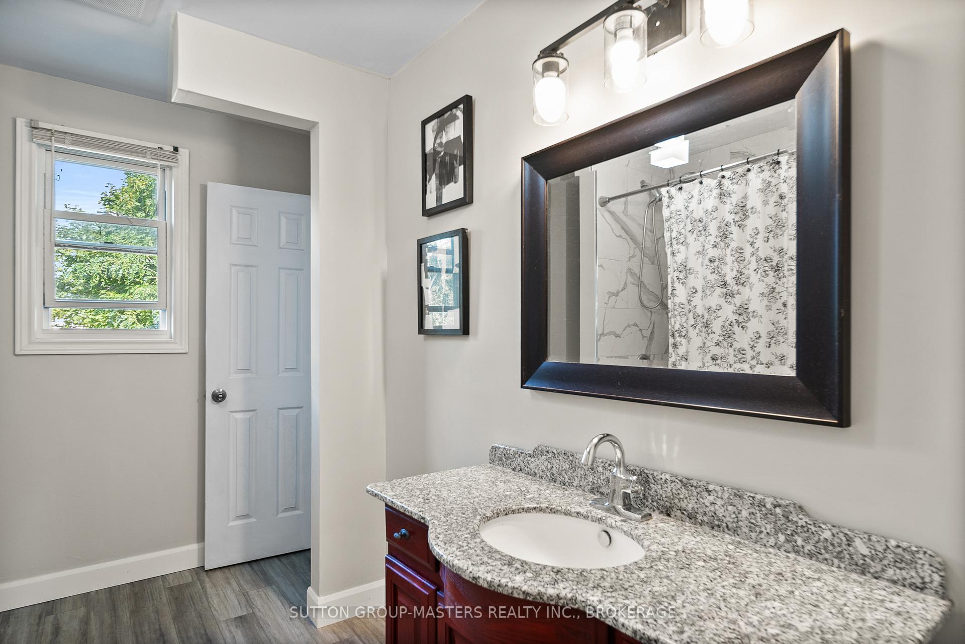 Photo 21 of 66 Nicholson Crescent, Loyalist, Amherstview — HOMEH