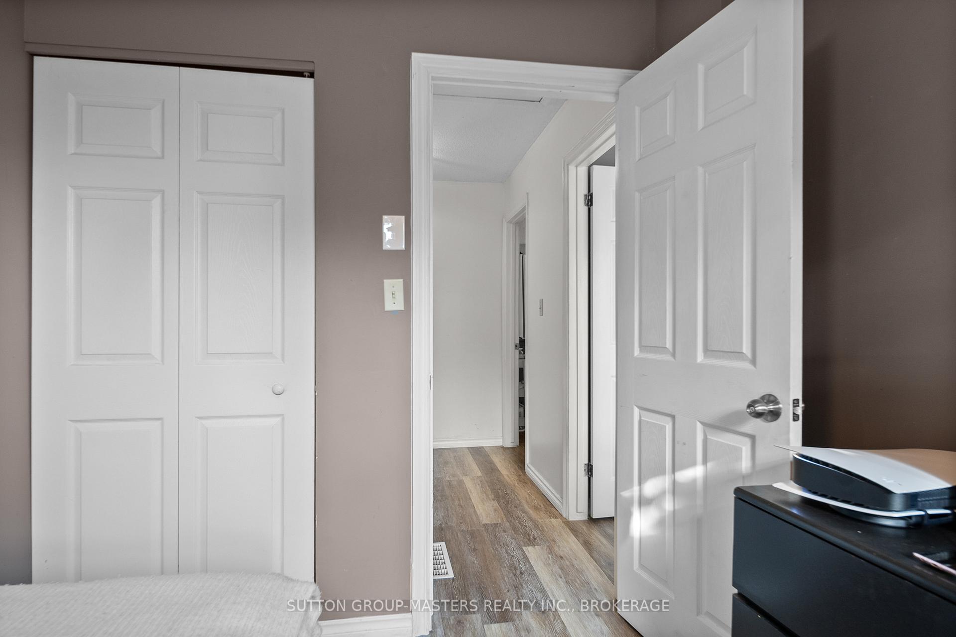Photo 24 of 66 Nicholson Crescent, Loyalist, Amherstview — HOMEH
