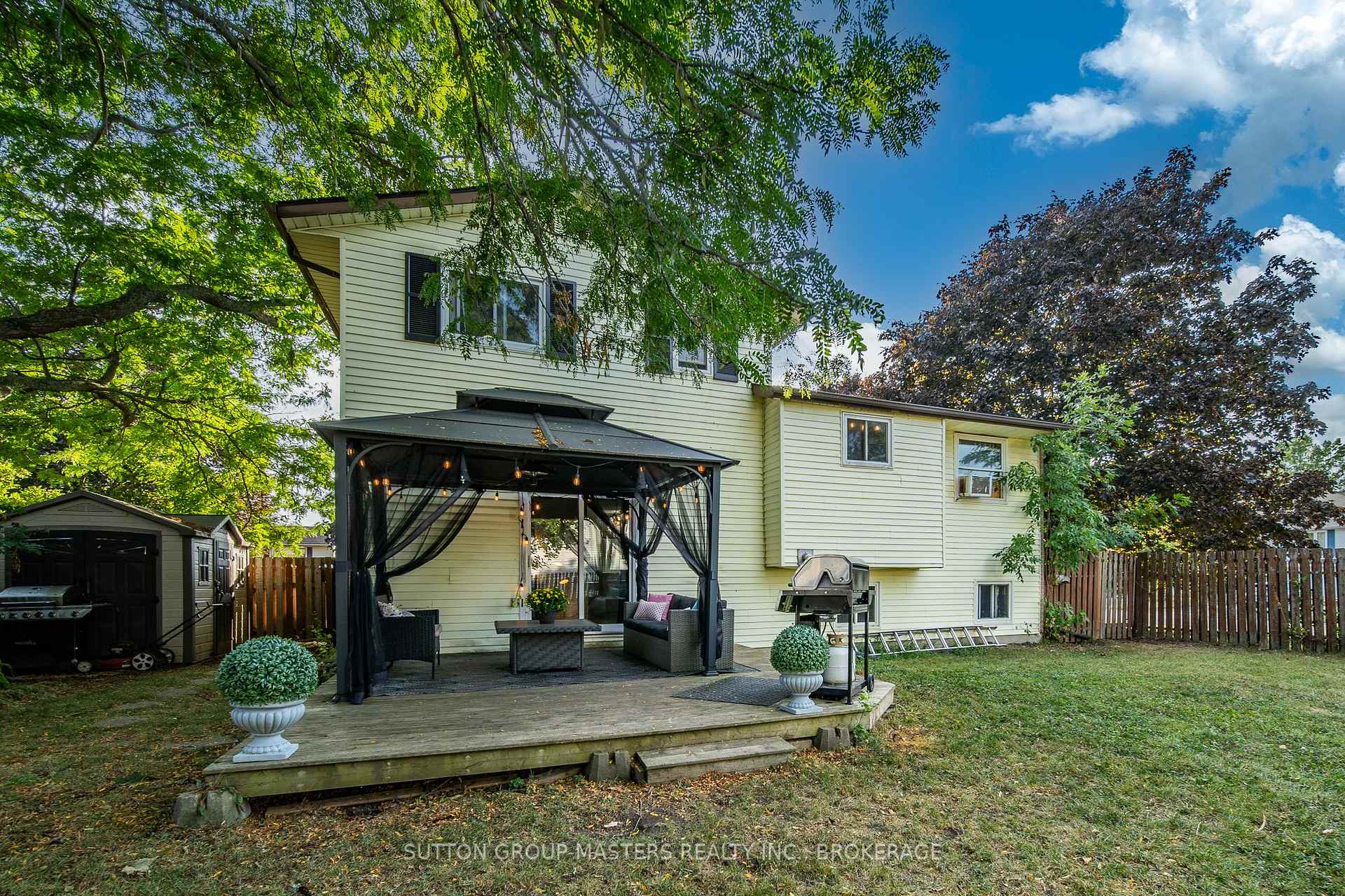 Photo 33 of 66 Nicholson Crescent, Loyalist, Amherstview — HOMEH