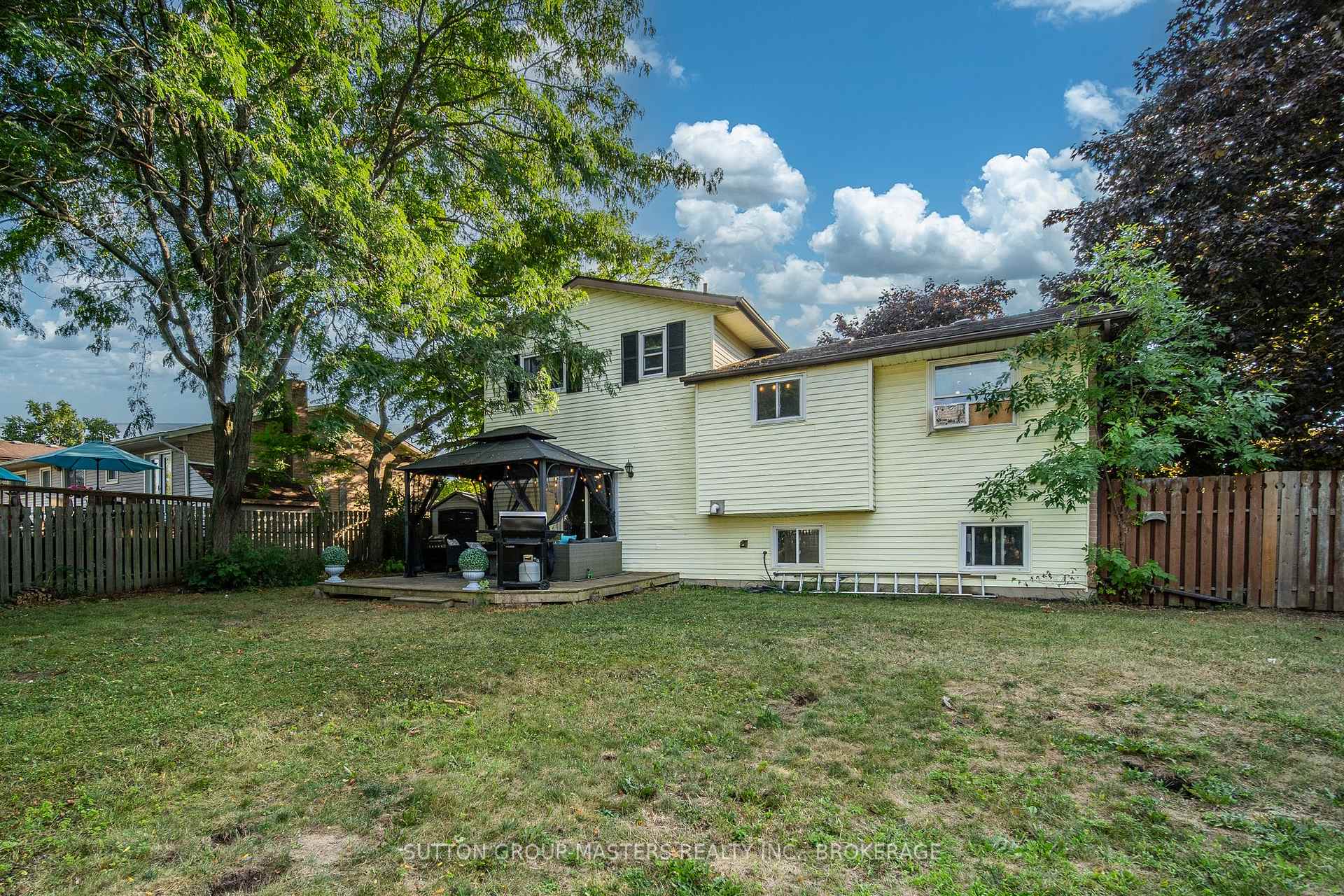 Photo 34 of 66 Nicholson Crescent, Loyalist, Amherstview — HOMEH