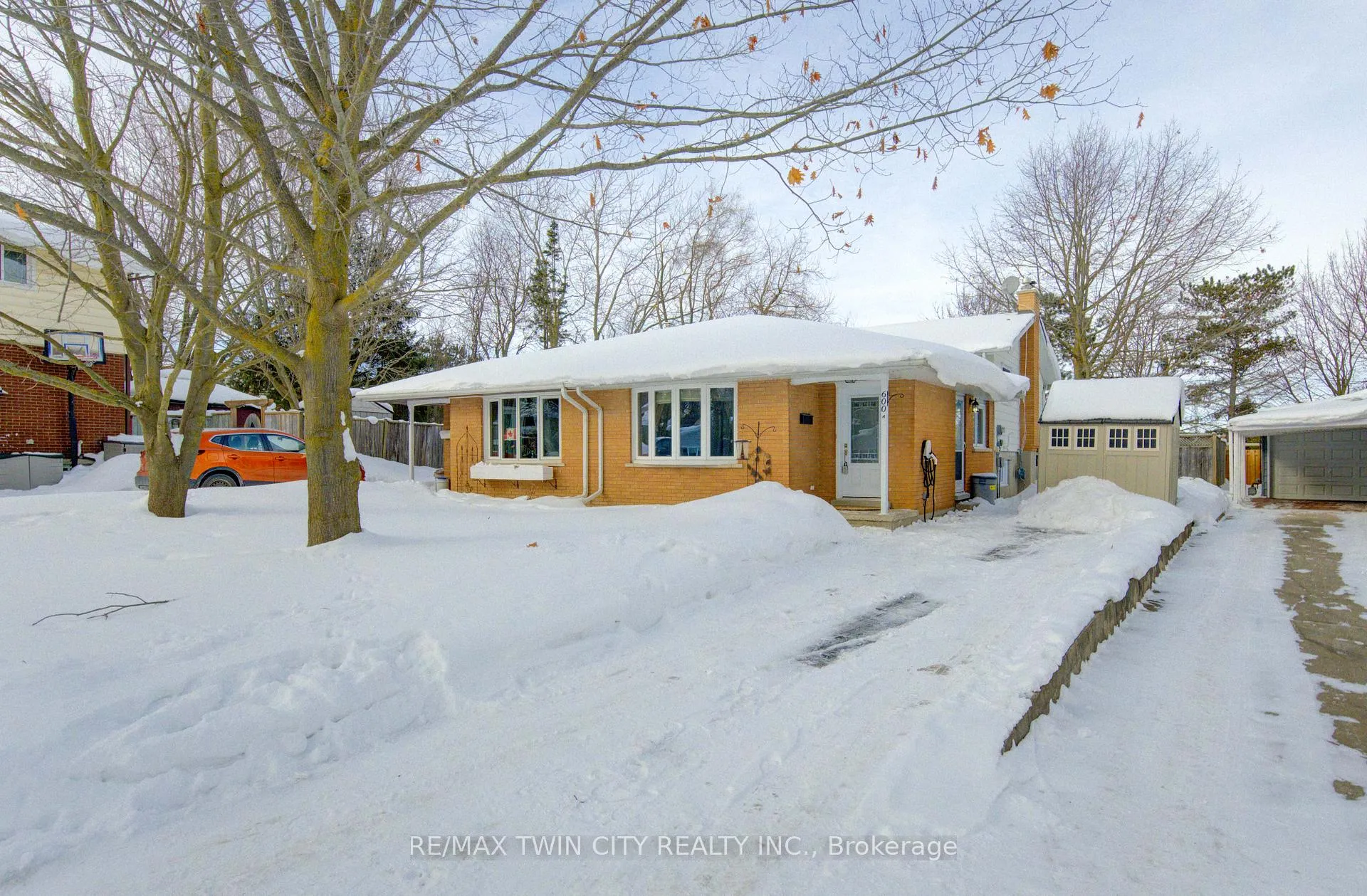 Photo 1 of Unit A, 600 Mount Anne Drive, Waterloo — HOMEH